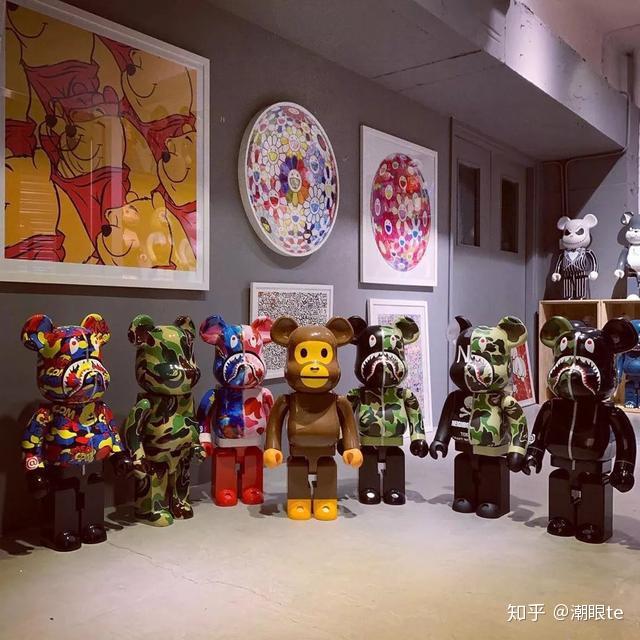 Картинки bearbrick обои