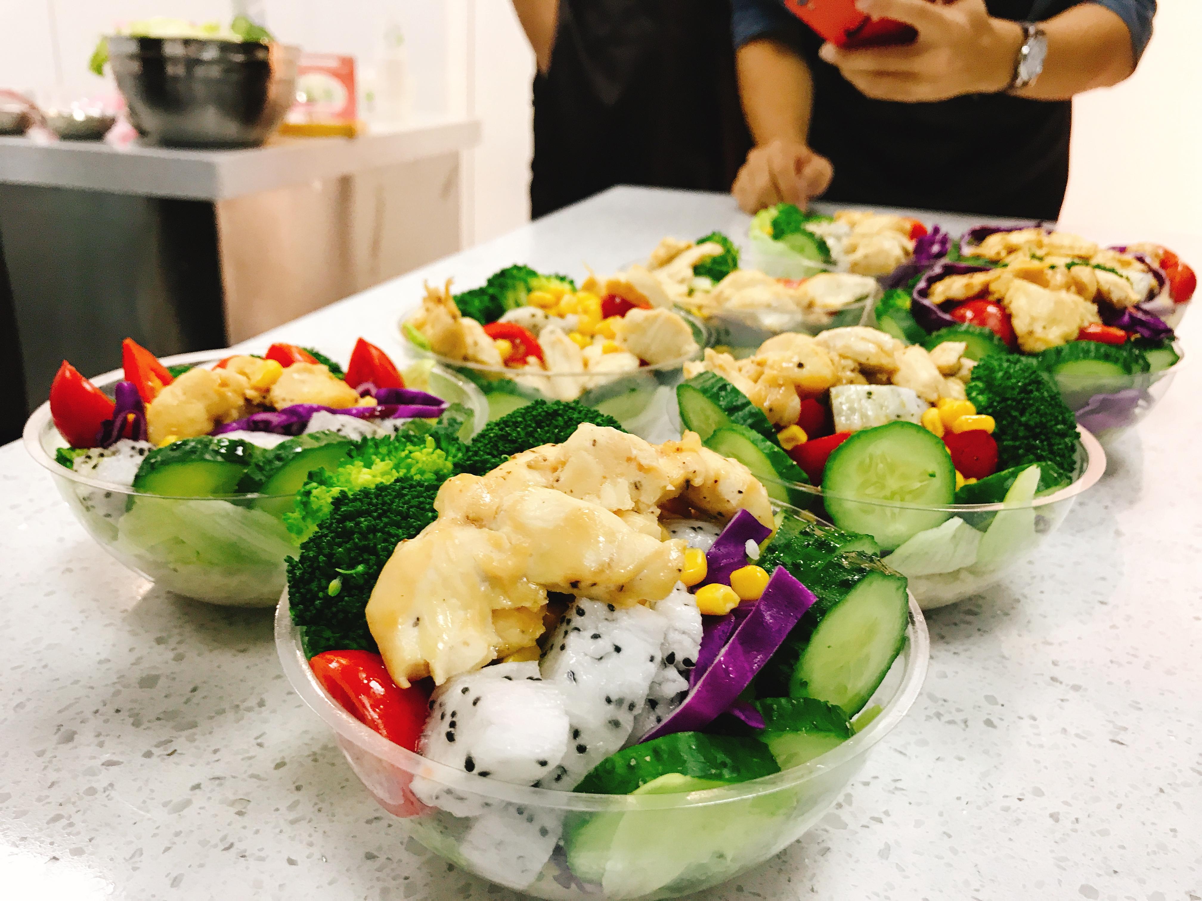 零基础学轻食简餐沙拉健身餐培训学费多少