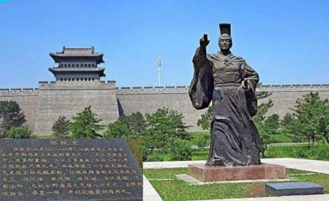 「魏 永平四年 龍門古陽洞 浮彫供供養者列像石柱 拓本」1幅|掛軸 中国 唐本 真正的《龙门二十品》，你从未见过的高清原石与古阳洞内外景– | 中国