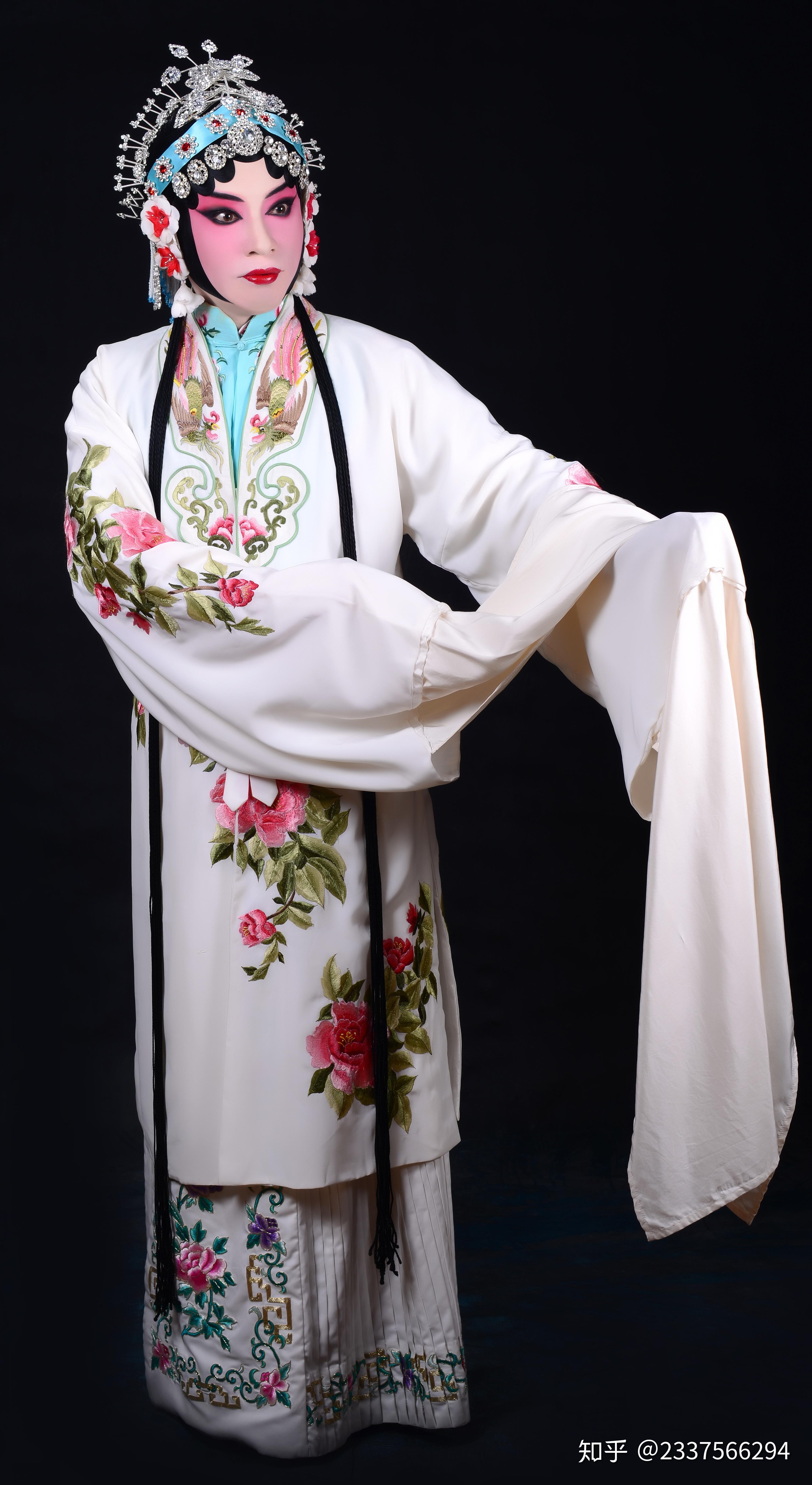 我的京剧照京剧旦角化妆京剧白蛇传游湖白素贞