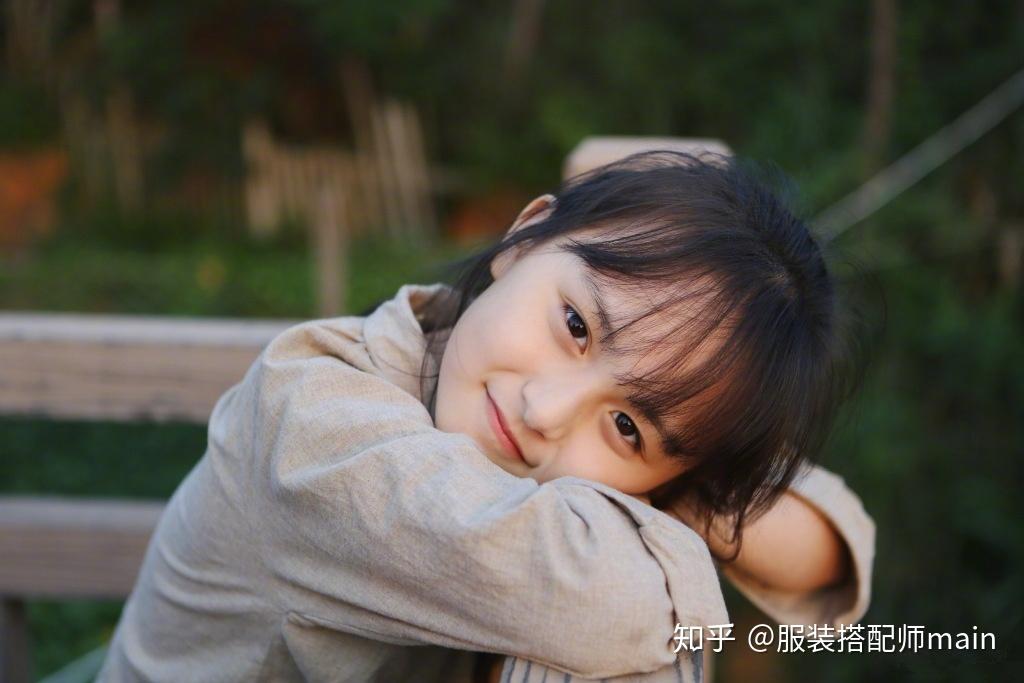 9岁刘楚恬私服清新又简单,森女风竟比模特还好看 - 知乎