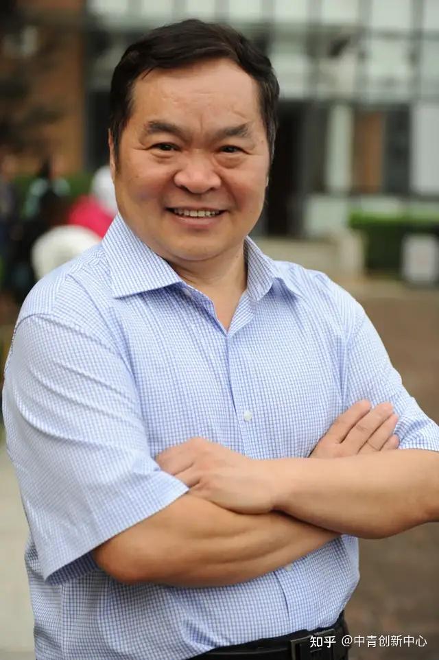 赵大鹏中国语文报刊协会会长,《语文世界》杂志社社长兼总编,民进中央