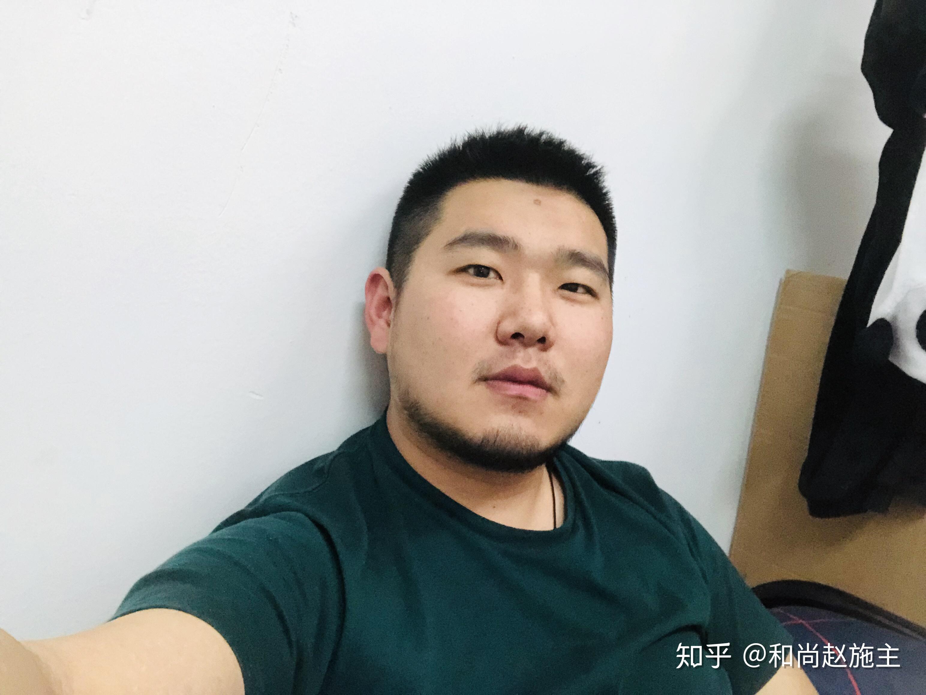 男生有很长的胡子是种怎样的体验