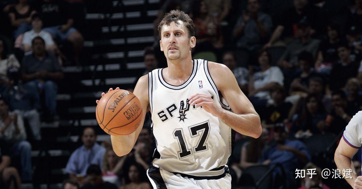 四,布伦特·巴里2004年到2007年期间,可以说是马努打首发最多的三年.