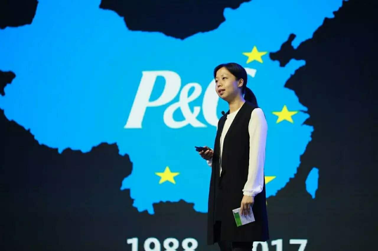 更是产品创新加速器与消费者互动平台",许敏看来,180岁的宝洁之所以