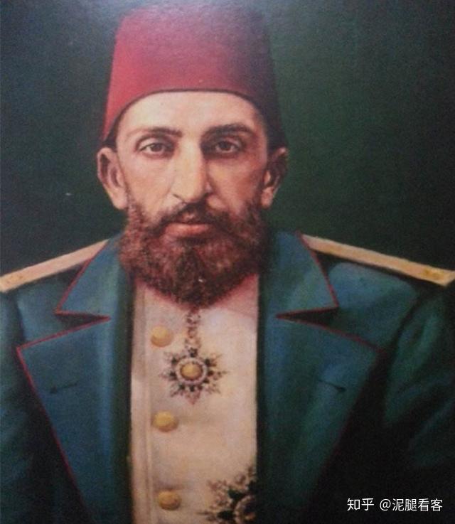 穆拉德五世与哈米德二世都是迈吉德一世的儿子,但穆拉德五世继位也