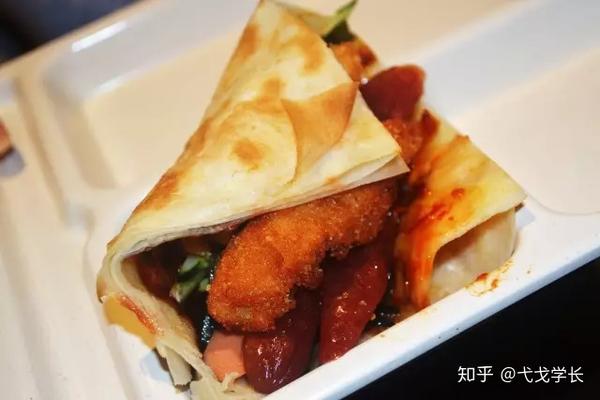 05 大饼夹一切 茶鸡蛋,鸡蛋,鸡排,牛排,鱼排,虾排,鸡柳,薯饼,火腿