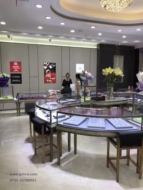 爱钻坊0202定制珠宝配饰点亮抢镜的人生