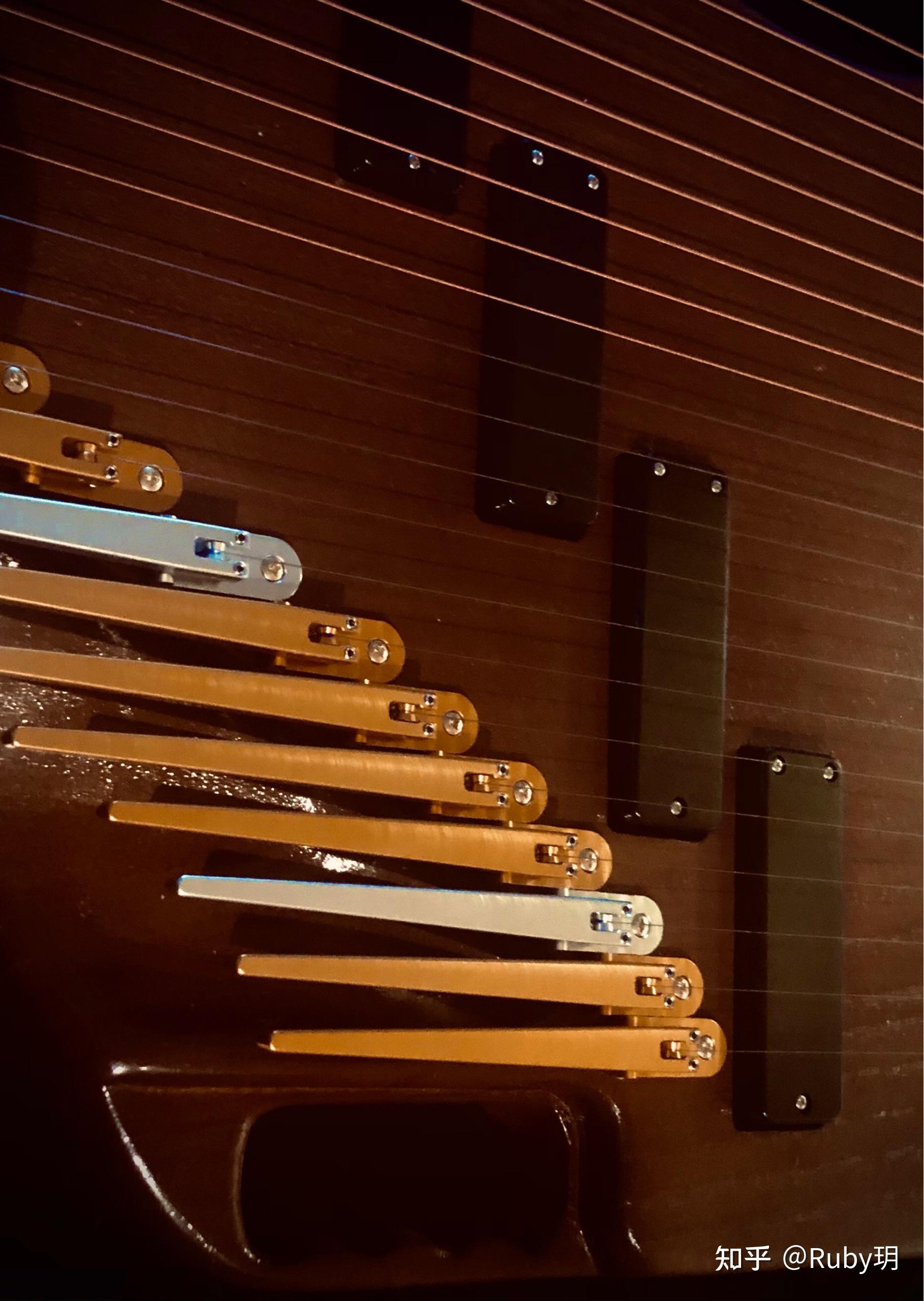 我们演奏人急需的一键转调的电古筝终于来啦妈呀