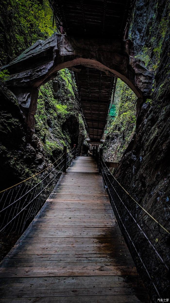 一人一唐,自驾洛南金丝峡,瞰五彩斑斓深秋神瀑峡沟