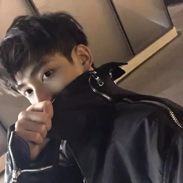 第一眼就吸引女生的男生头像(精选16张)