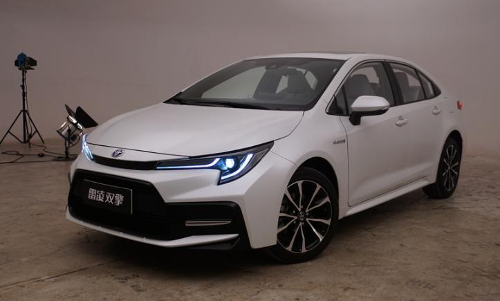 比思域更有味道新款雷凌官图发布搭18l双擎混动本月上市