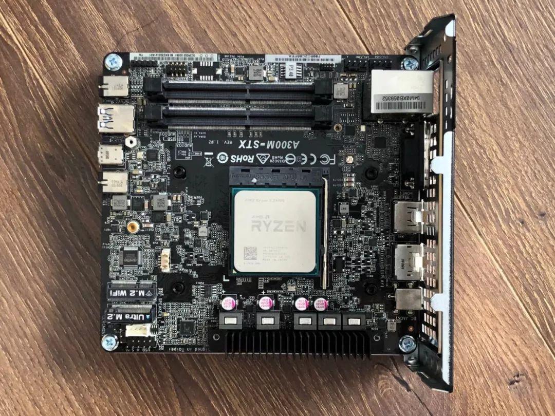 3000元能装出怎样的电脑deskminia300体验