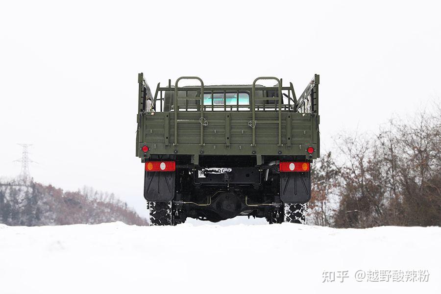 东风六驱6x6平头eq2082越野专用车大马力卡车
