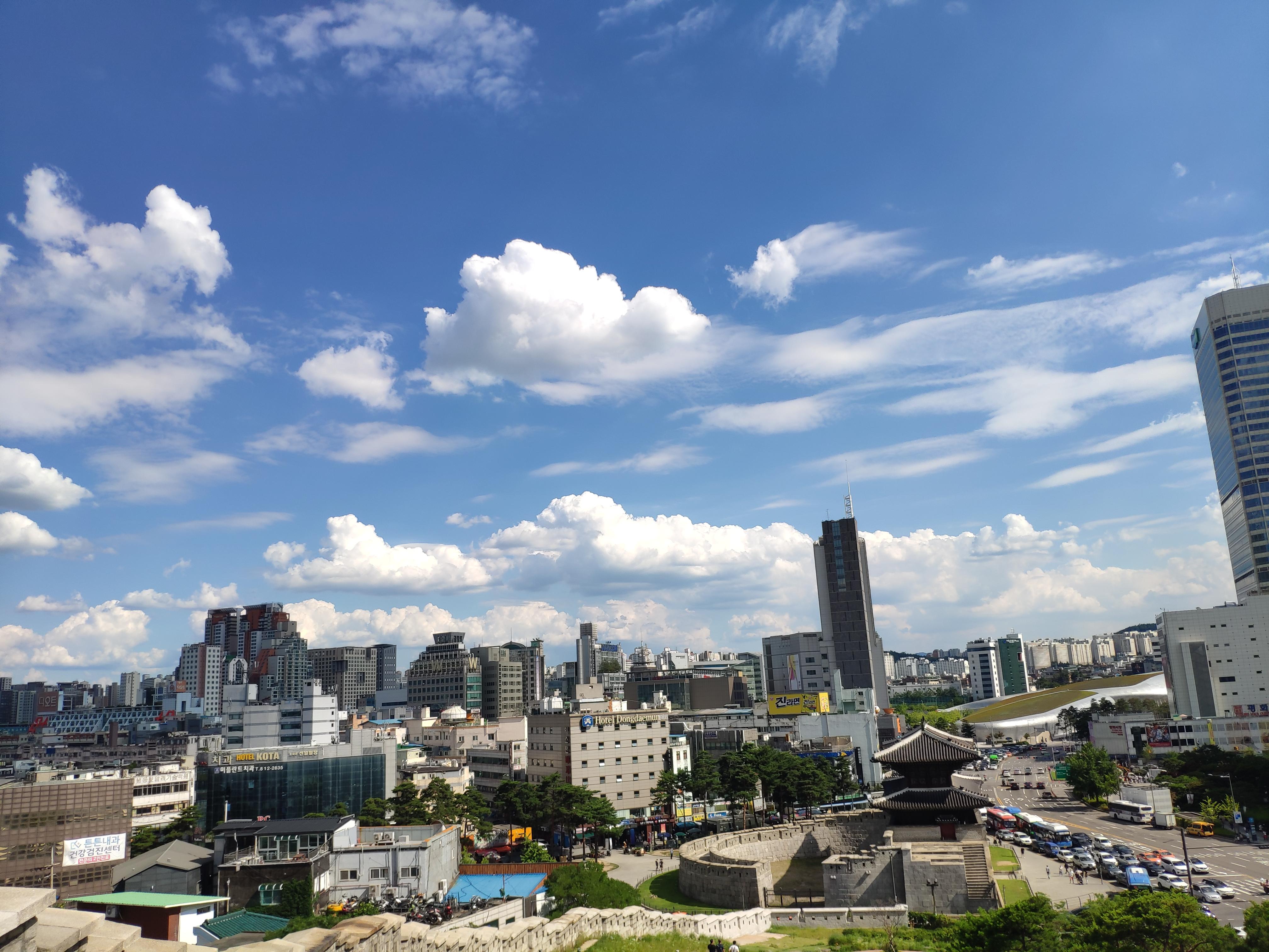 【携程攻略】首尔N首尔塔景点,韩国标志性建筑物，每次来感受不同。一定要来看看。傍晚到，可以欣赏…