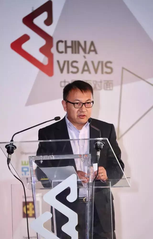 微影时代副总裁向明上台致辞随后,著名导演,同时也是作为"中国电影新