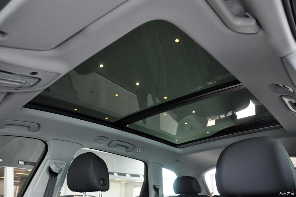 奥迪q7狂降17万多 新款探店实拍解析 - 知乎