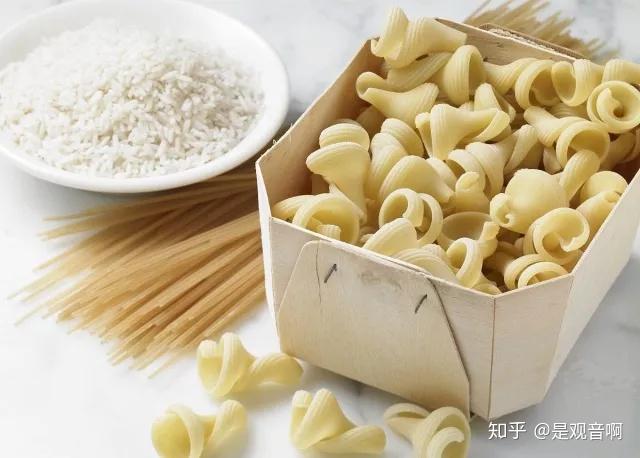 【面条VS米饭】哪个吃了更容易长胖? - 知乎