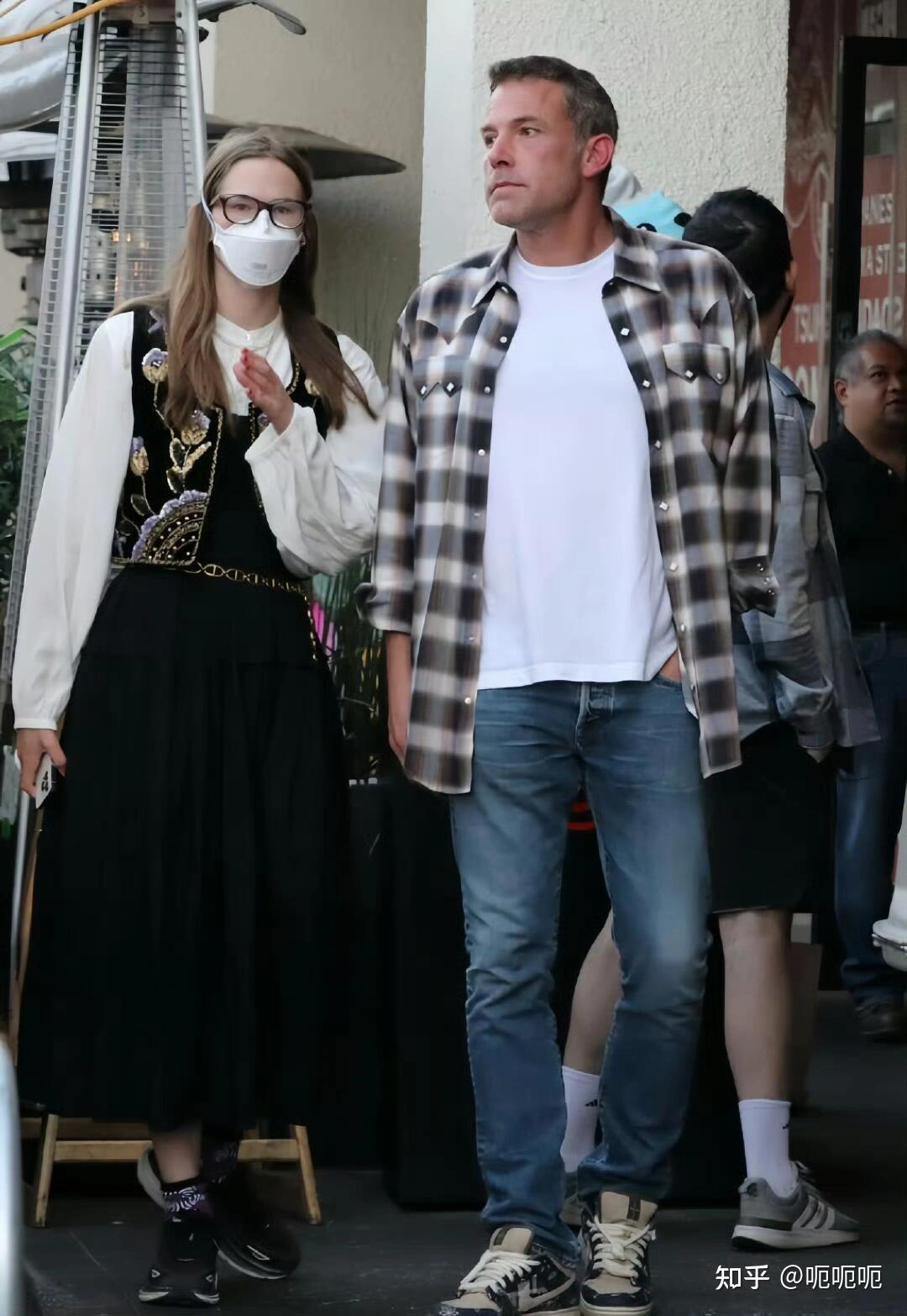 people好莱坞著名影星本·阿弗莱克长女在联合国发表长新冠演讲