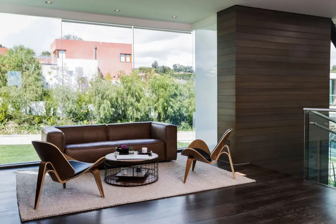 知名dj zedd公开上亿豪宅,还用乐高搭了一个夜店.