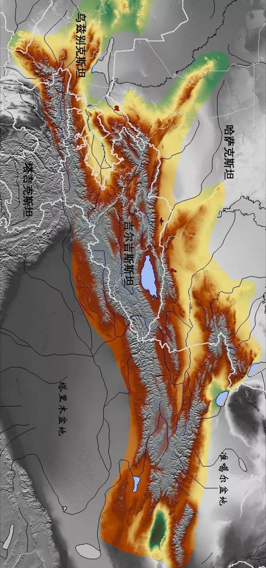 茫茫戈壁望天际云端之上有天山