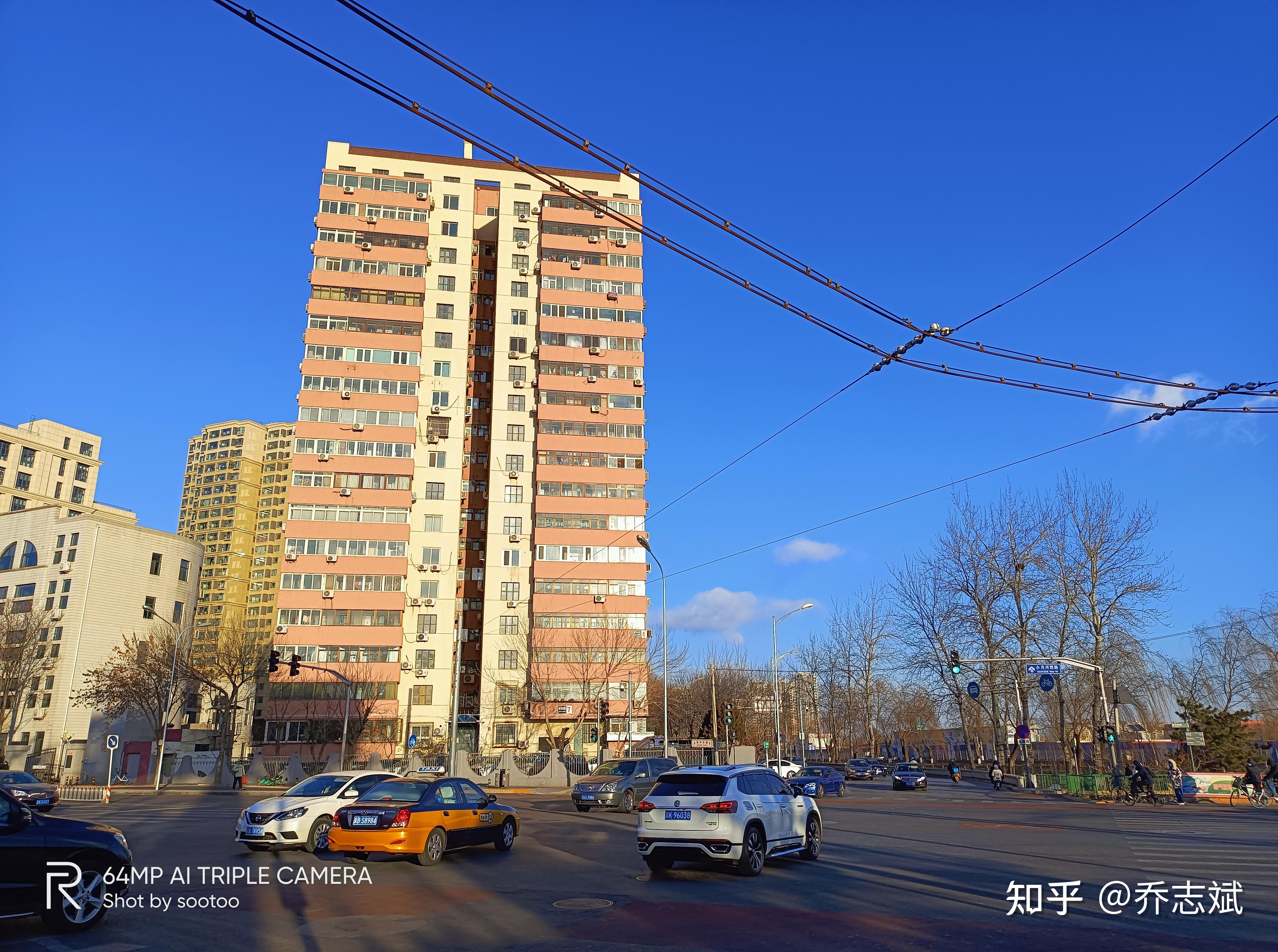 拍照:6400万三摄组合