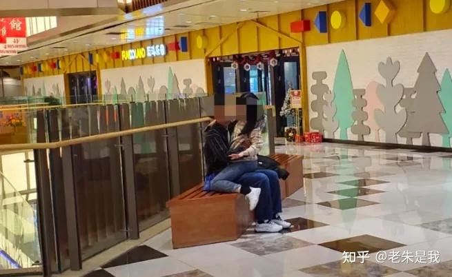 星巴克上演活春宫大尺度视频曝光别把不要脸当做真性情