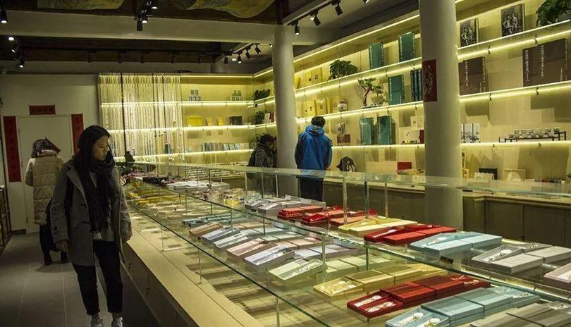 故宫元宵夜游引爆全民狂欢文创ip城市升级融合势在必行