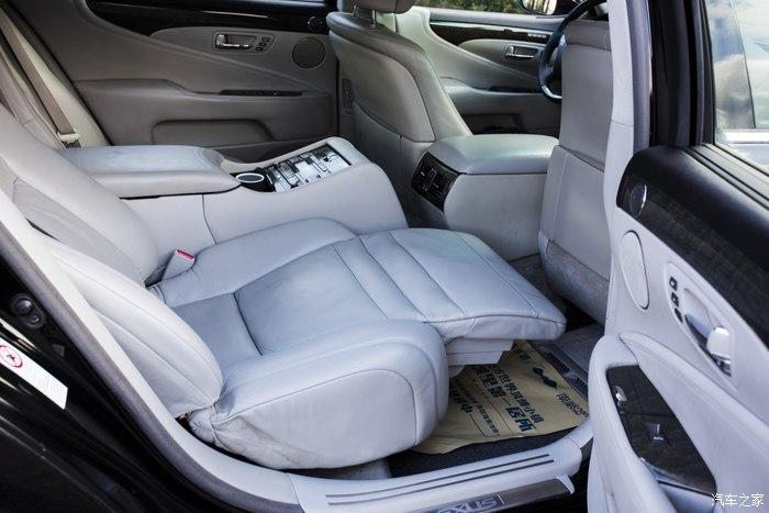 情怀致敬一代经典雷克萨斯ls用车分享