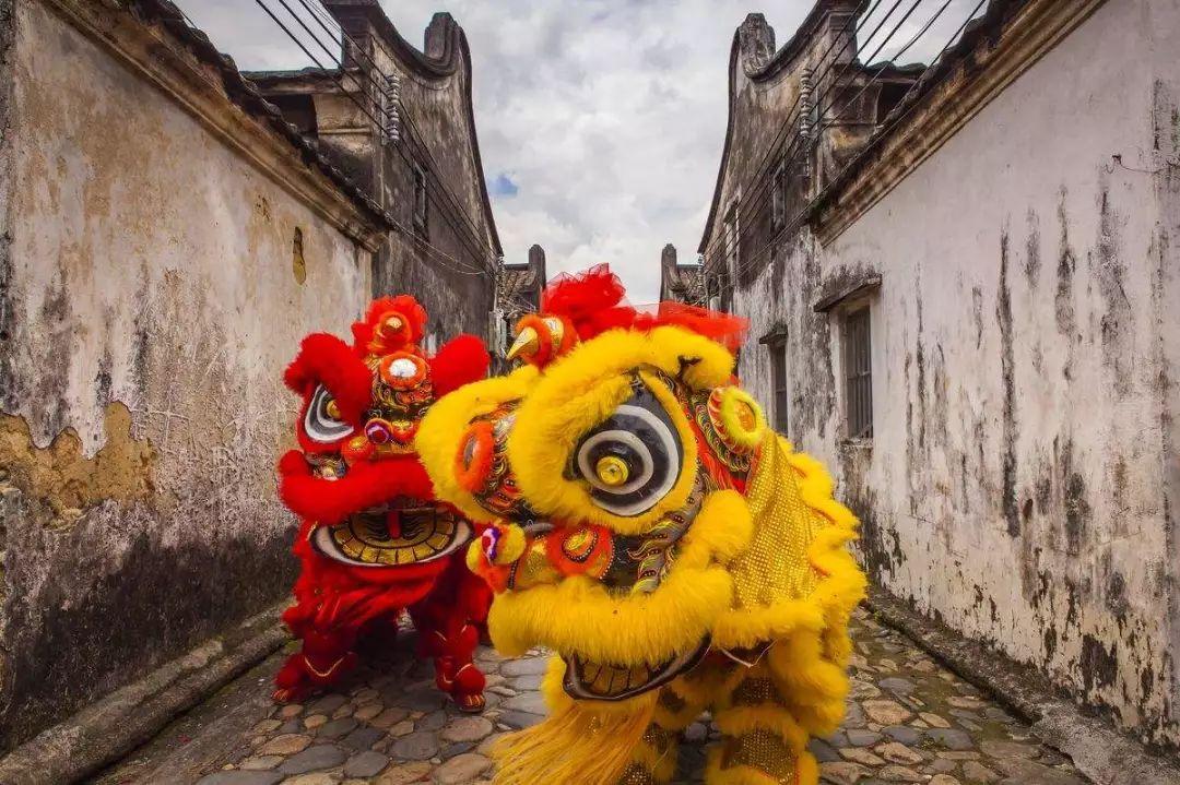 中国人为什么特别爱舞狮
