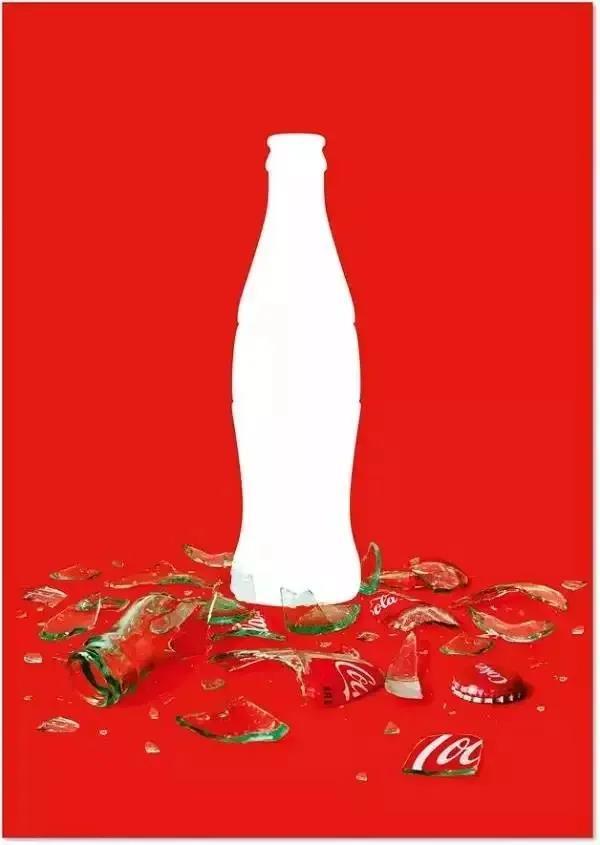 可口可乐可以说是品牌宣传里,视觉玩得最6的:①以飘带为设计灵感,强调
