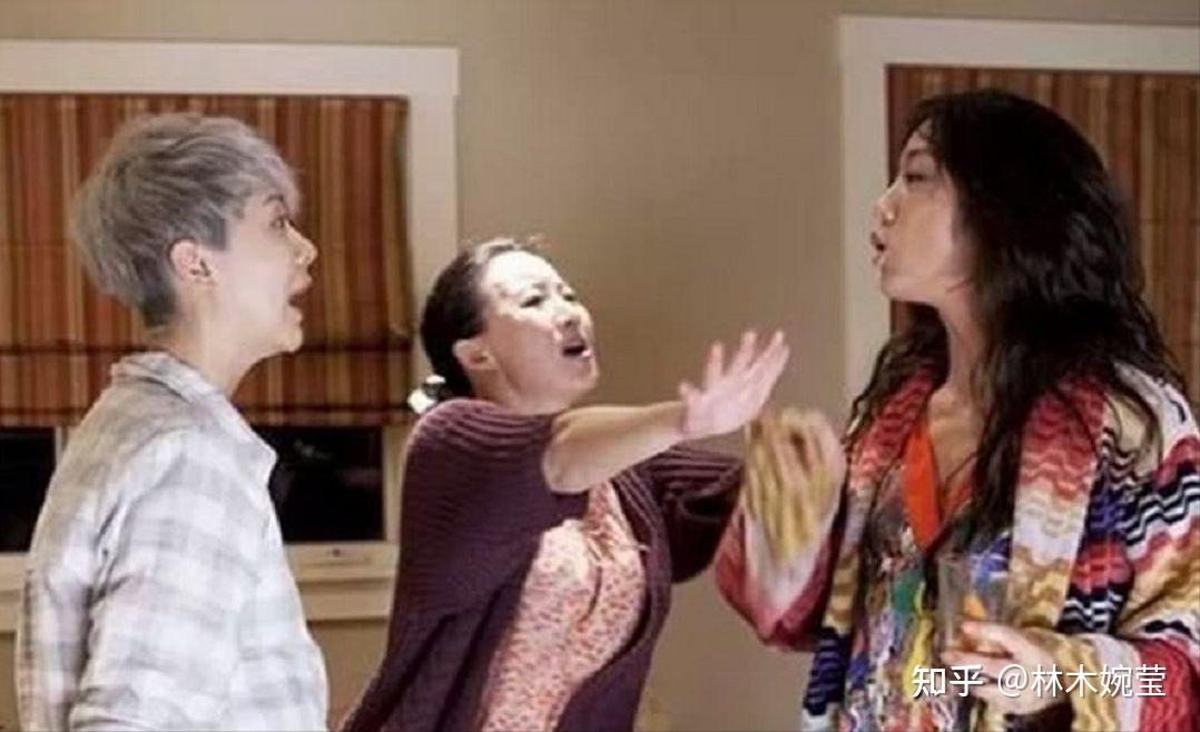 三个小姑子离了婚,带着孩子住回了娘家,闹得嫂子一家苦不堪言!