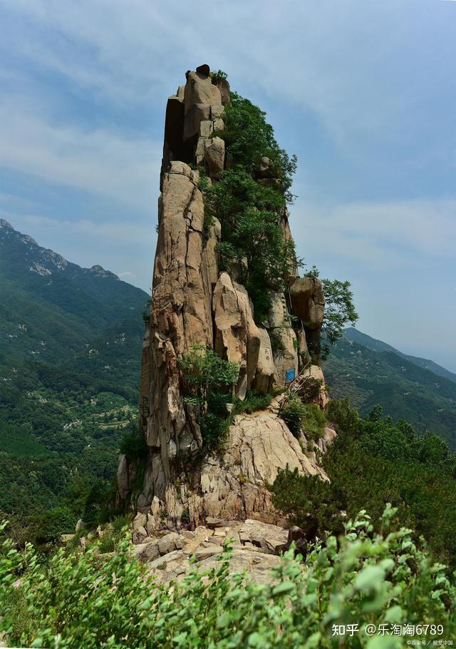 但看地质结构,在泰山南坡分布着三大断层,分别是云步桥断层,中天门