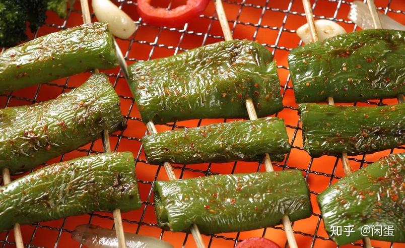 丰厚的肉质,丰满多汁的口感,烧烤时需要小火慢烤,待外层焦黄开始脱落