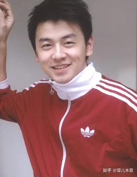 贾玲狂赚30亿,没想到捧红了这个"废物" - 知乎