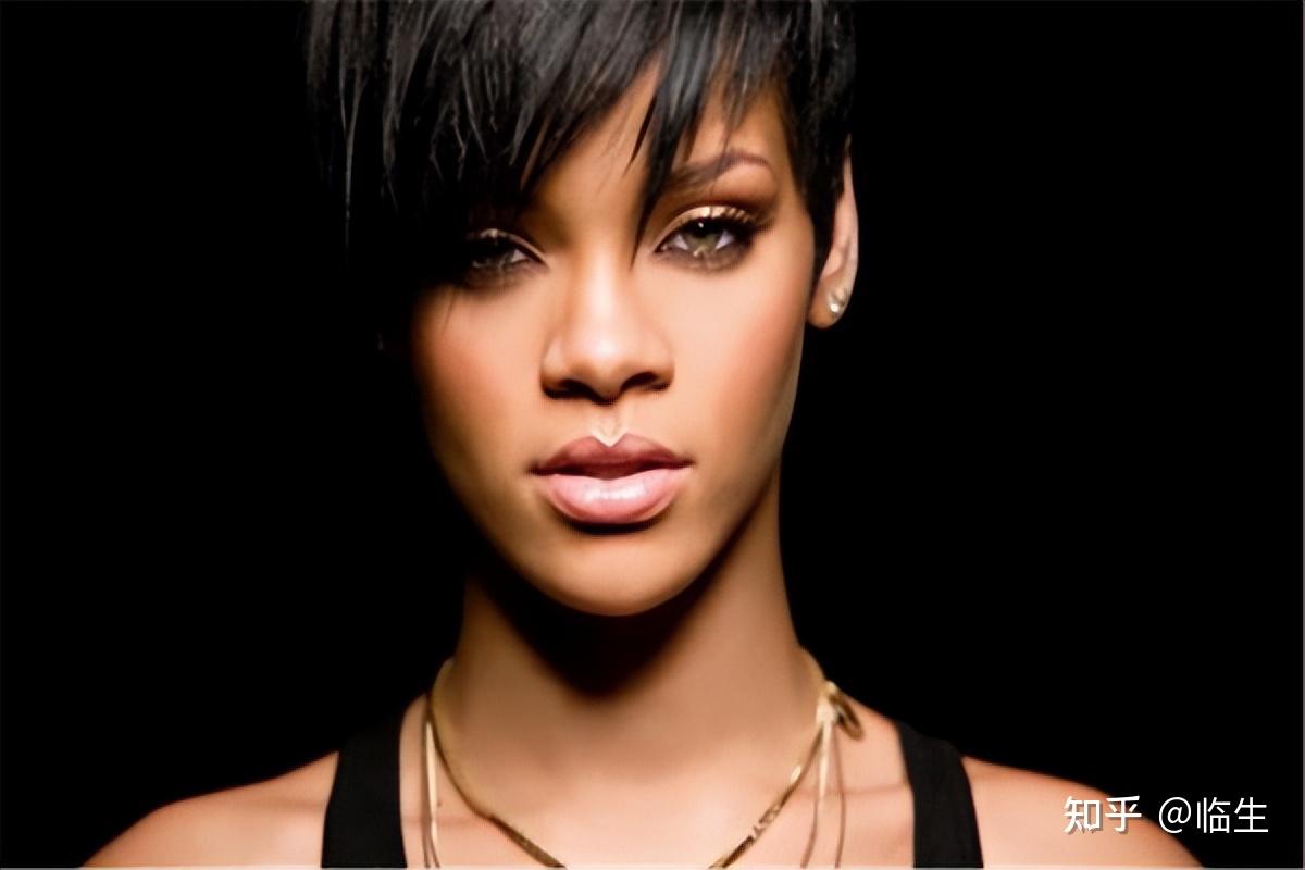 欧美流行歌后蕾哈娜34岁43亿美元唱歌是副业