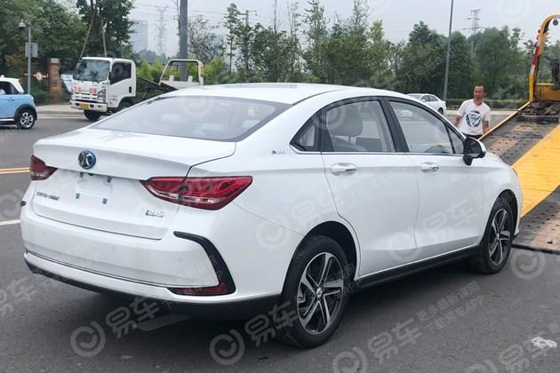 2019成都车展探馆北汽新能源eu5r600亮相将上市销售