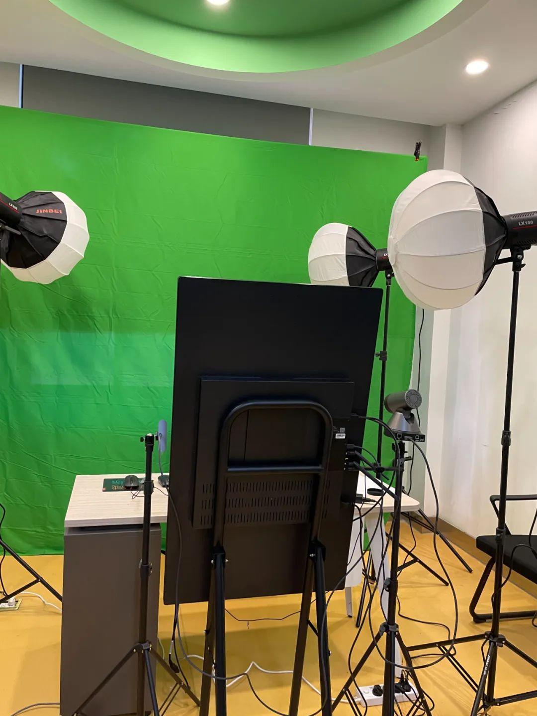 盘点院校直播电商实训室的4种经典样式! - 知乎