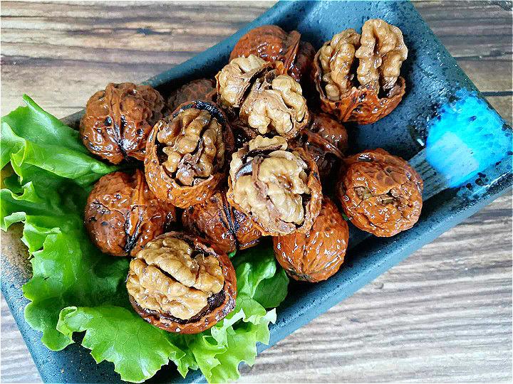 吃过卤鸡,卤肉,但你吃过卤核桃吗?大厨:这样做,比猪头肉解馋 - 知乎