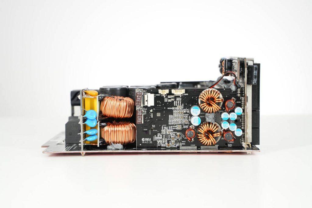 拆解报告华硕rog1600w钛金牌雷神2代电源rogthor1600tgaming