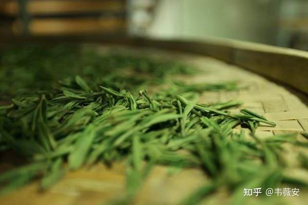 从“好茶”到文化IP:霸王茶姬新品如何深挖龙井的文化内涵? - 知乎