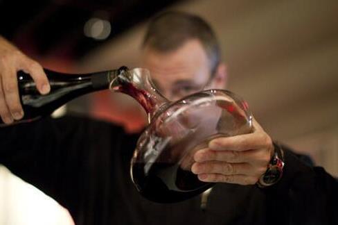 一般多久会醒酒 v2-77ec893e25216cc9a28641320646c70f_r.jpg