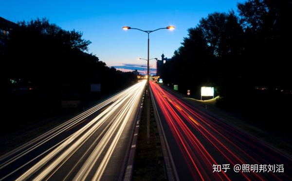 Ps夜景亮化教程 如何制作夜晚道路车灯线效果 Ps夜景亮化效果图制作教程 热啊网