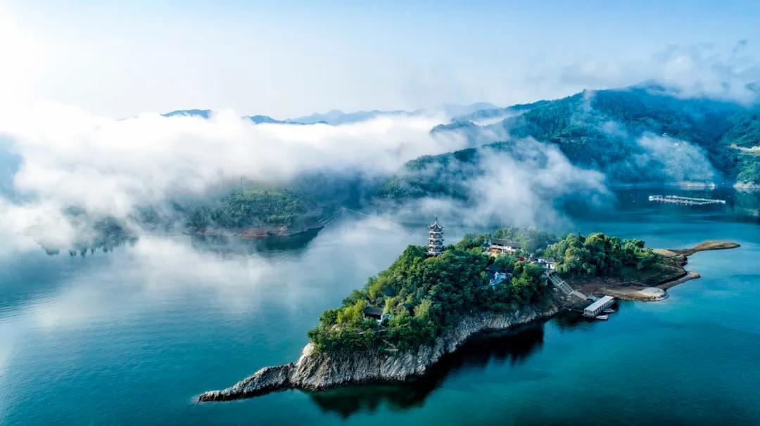 刚刚陕西流出的一组图片绝美的景色让人忍不住心驰神往