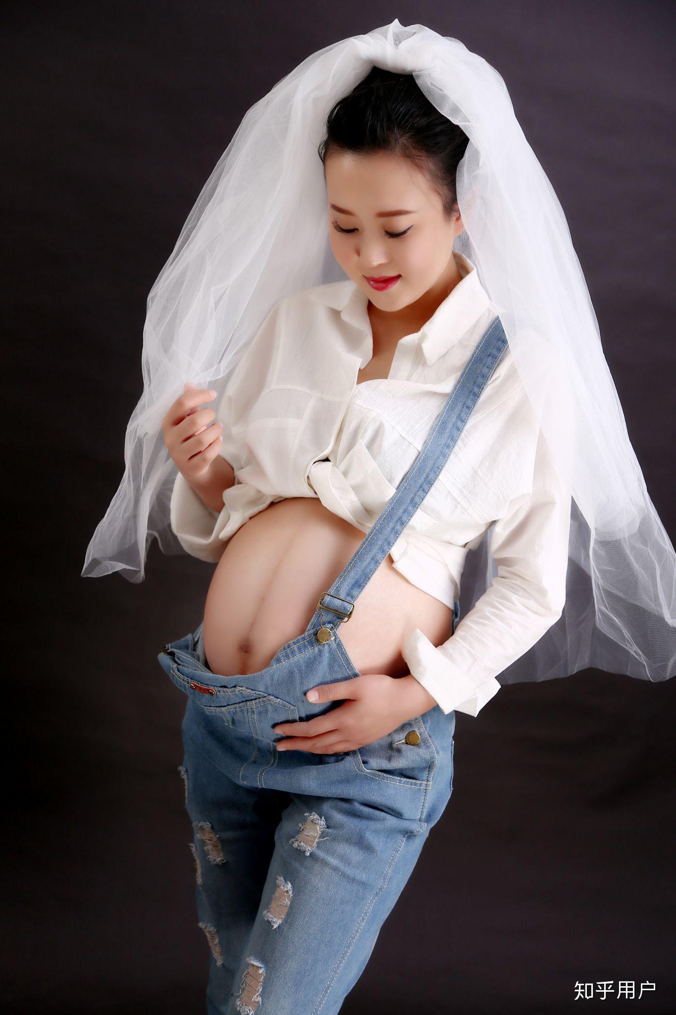 怎么看待怀孕女性拍摄尺度大的孕照? - 知乎