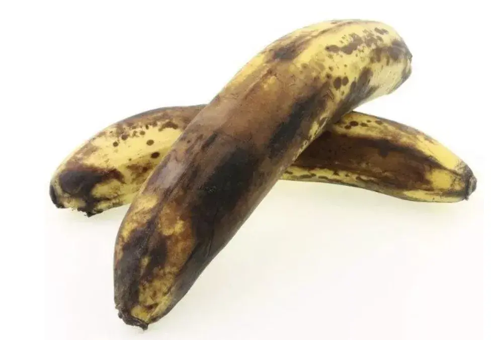 香蕉外观很好芯里发黑图片