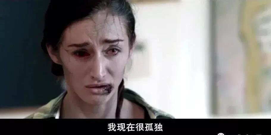 花季少女慢慢变成丧尸这部b级片巨恶心