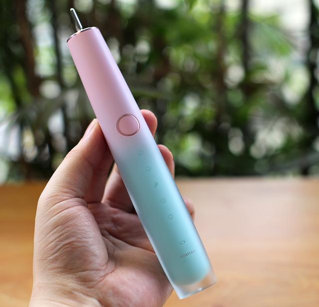 品味与优雅之选罗曼小心机t40声波电动牙刷