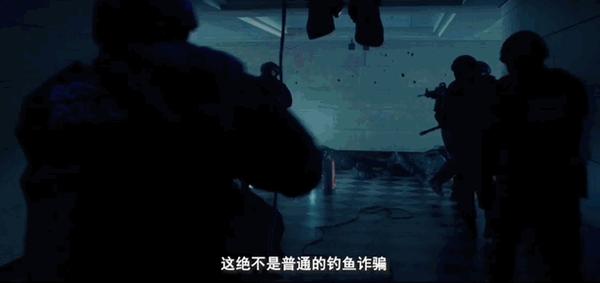 年度爽片来袭,杰森·斯坦森《养蜂人》太硬了!