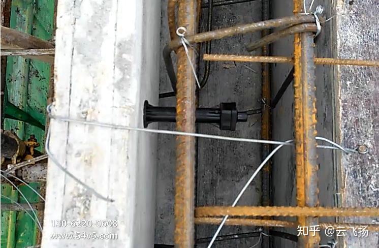 新型连墙件梁侧预埋式脚手架连墙件